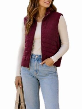 Athleta Hanover Hybrid Puffer Vest in Deep Burgundy XXS